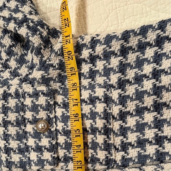 ZARA Houndstooth Tweed Oversized Jacket with Pearlized Buttons (Size XS) - Picture 10 of 11
